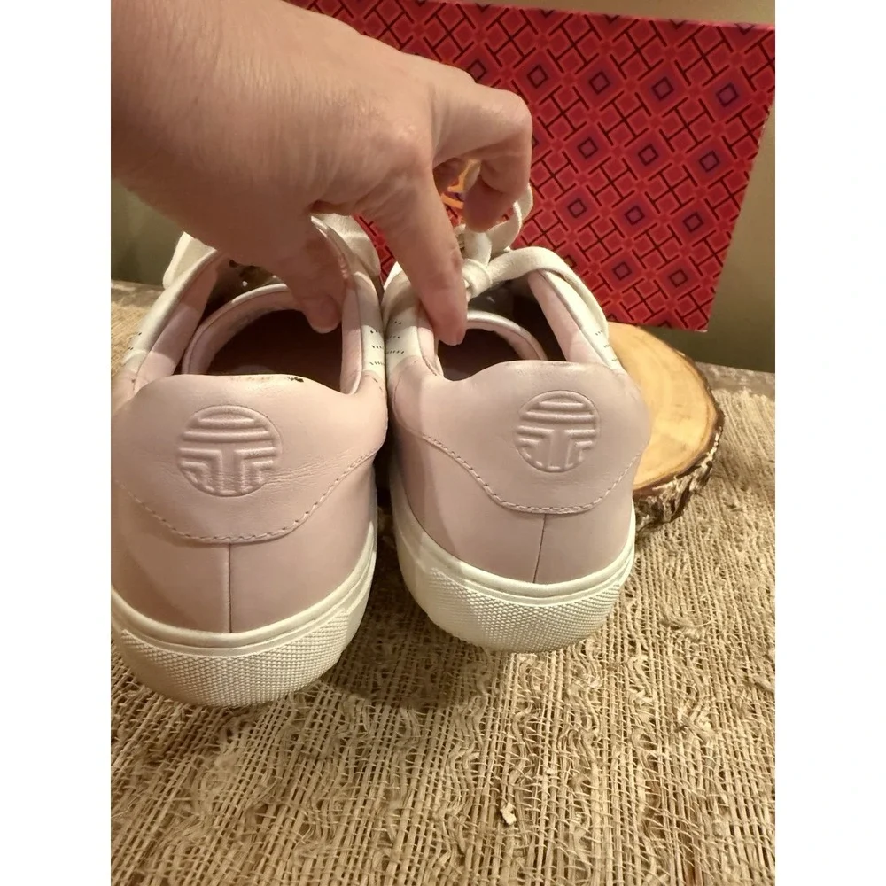 TORY BURCH Perforated Lace-Up Golf Sneakers Snow White Pink Cotton Sz-9.5